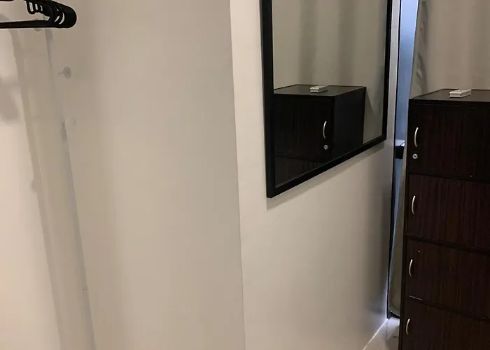 Apartment Fame Tower1 2-bedrooms Rms W Aircon Washer Balcony Manila