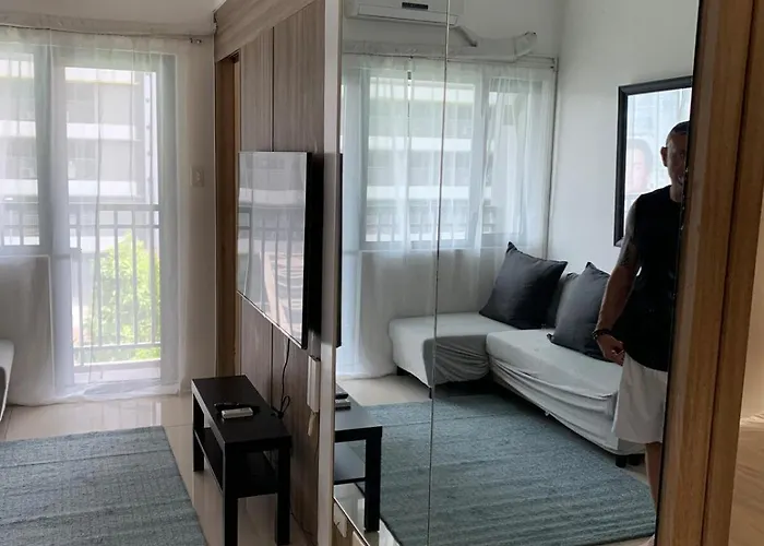 Fame Tower1 2-bedrooms Rms W Aircon Washer Balcony Apartment *